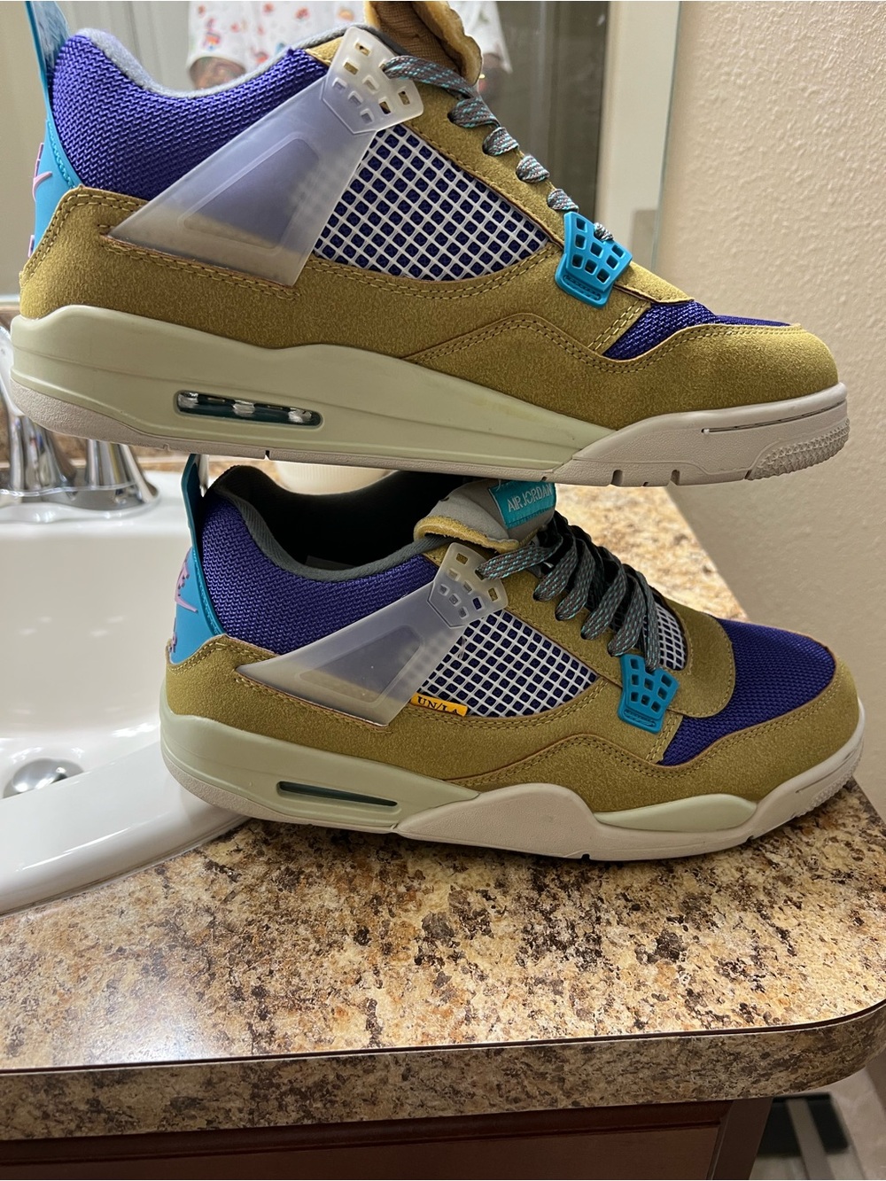 Nike Air Jordan Union Desert Moss Retro 4 size 13 excellent condition - Picture 2 of 8
